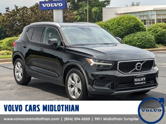 Featured pre-owned 2019 Volvo XC40 Momentum T5 AWD Momentum for sale in Midlothian, VA