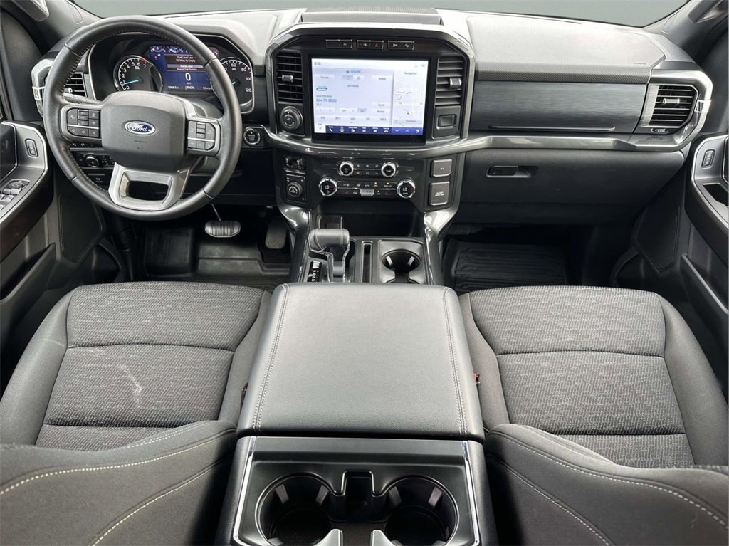 2021 Ford F-150 XLT photo 2