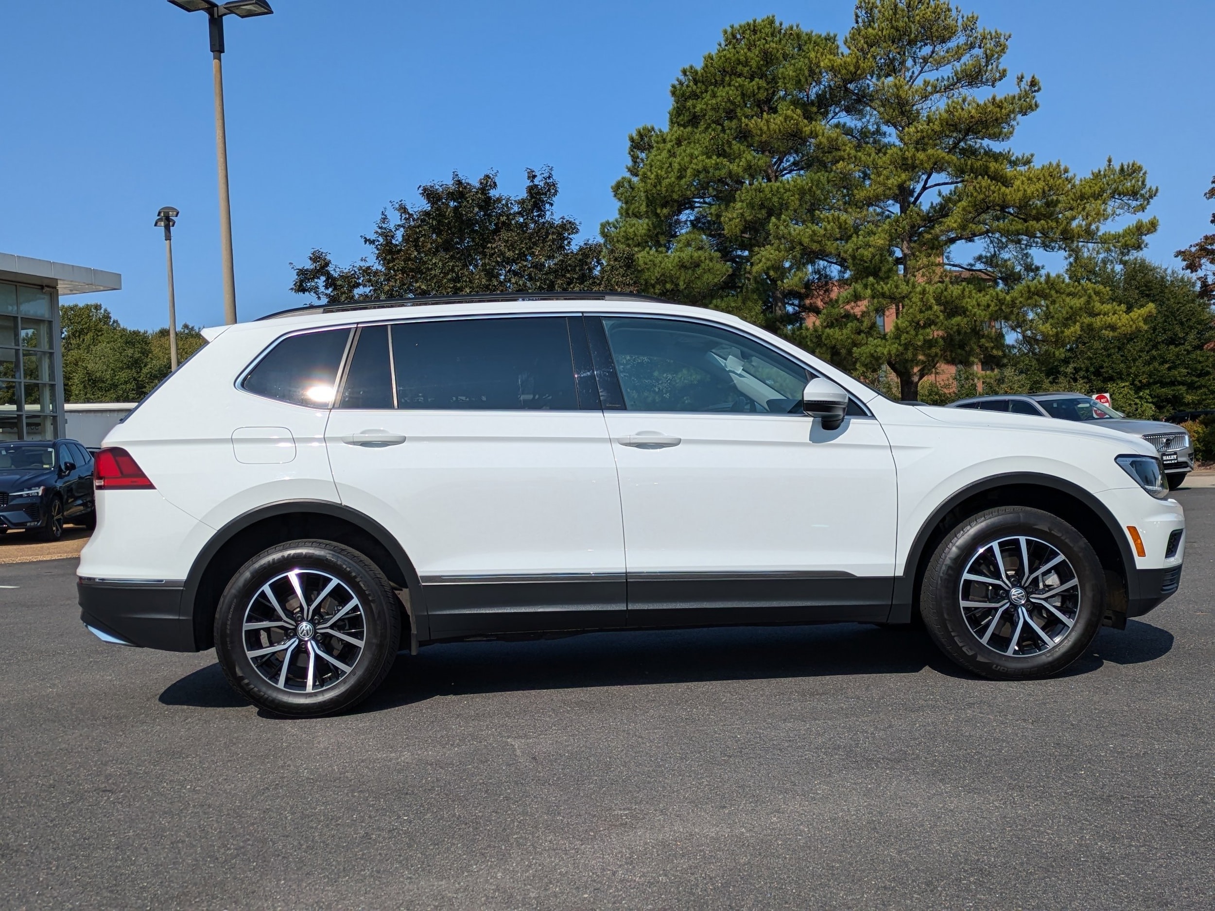 Used 2021 Volkswagen Tiguan SE with VIN 3VV2B7AX6MM128819 for sale in Midlothian, VA