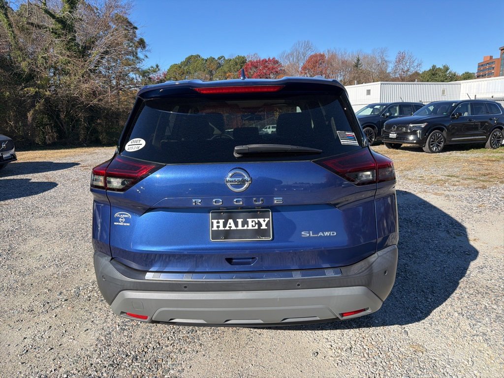 2021 Nissan Rogue SL photo 3