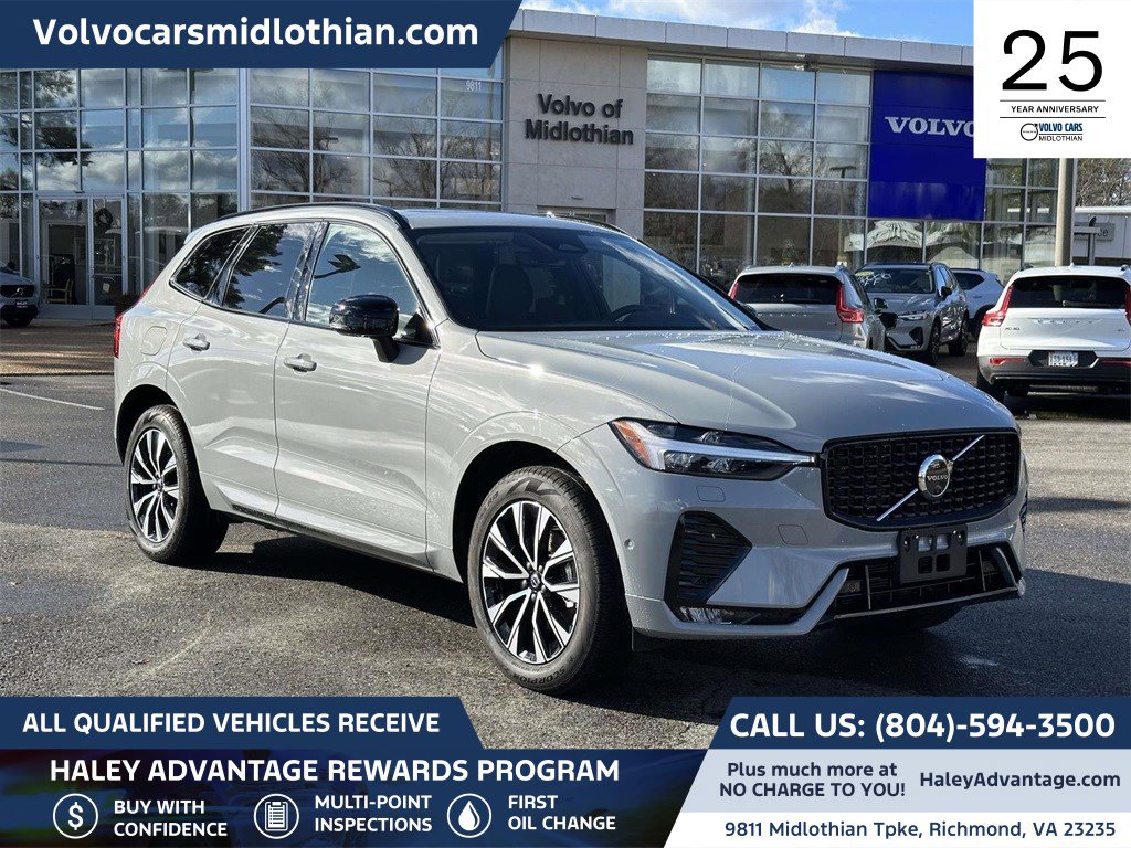 2025 Volvo XC60 Plus's photo