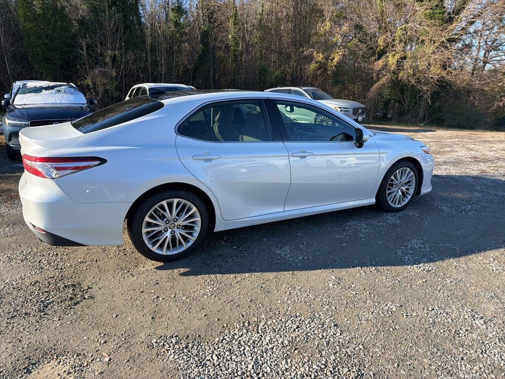Used 2020 Toyota Camry XLE Sedan