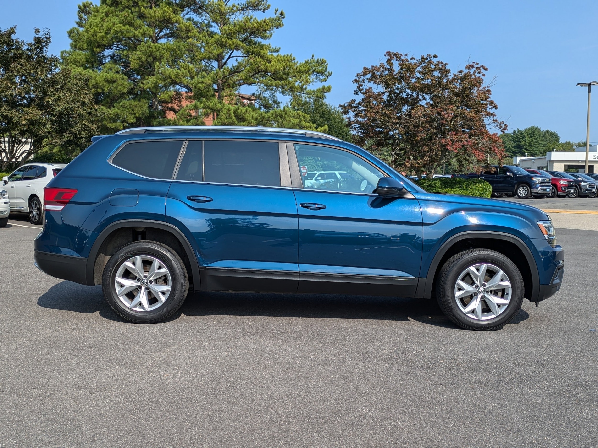 Used 2019 Volkswagen Atlas SE with VIN 1V2DP2CA9KC584427 for sale in Midlothian, VA