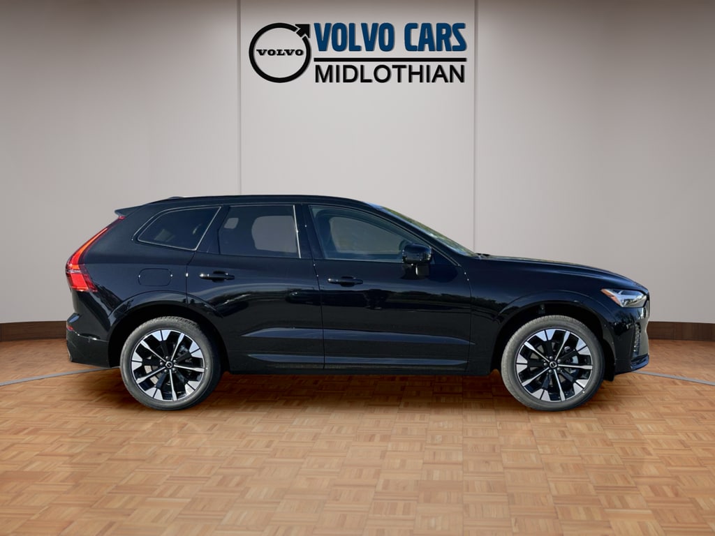 2026 Volvo XC60 Plus - Photo 19