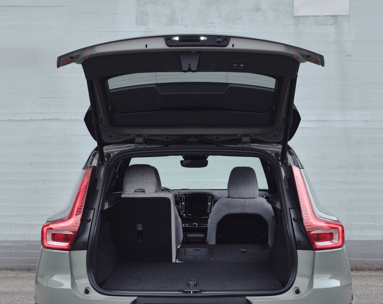 Volvo XC40 Vs. BMW X1 Size & Dimensions