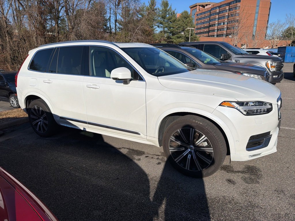 2024 Volvo XC90 Plus photo 3