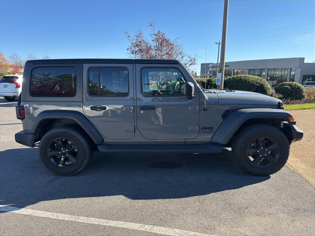 2022 Jeep Wrangler Unlimited Sport Altitude photo 2