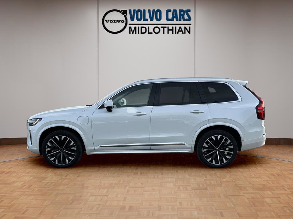2025 Volvo XC90 Plus - Photo 23