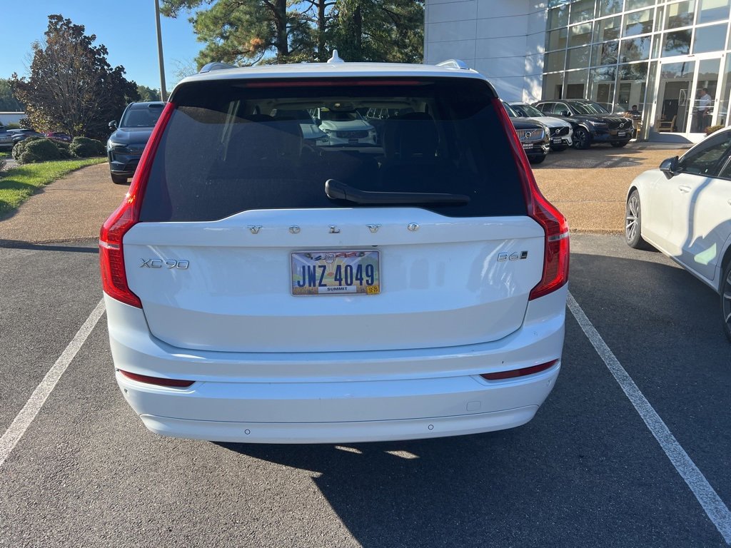 2023 Volvo XC90 Core photo 4
