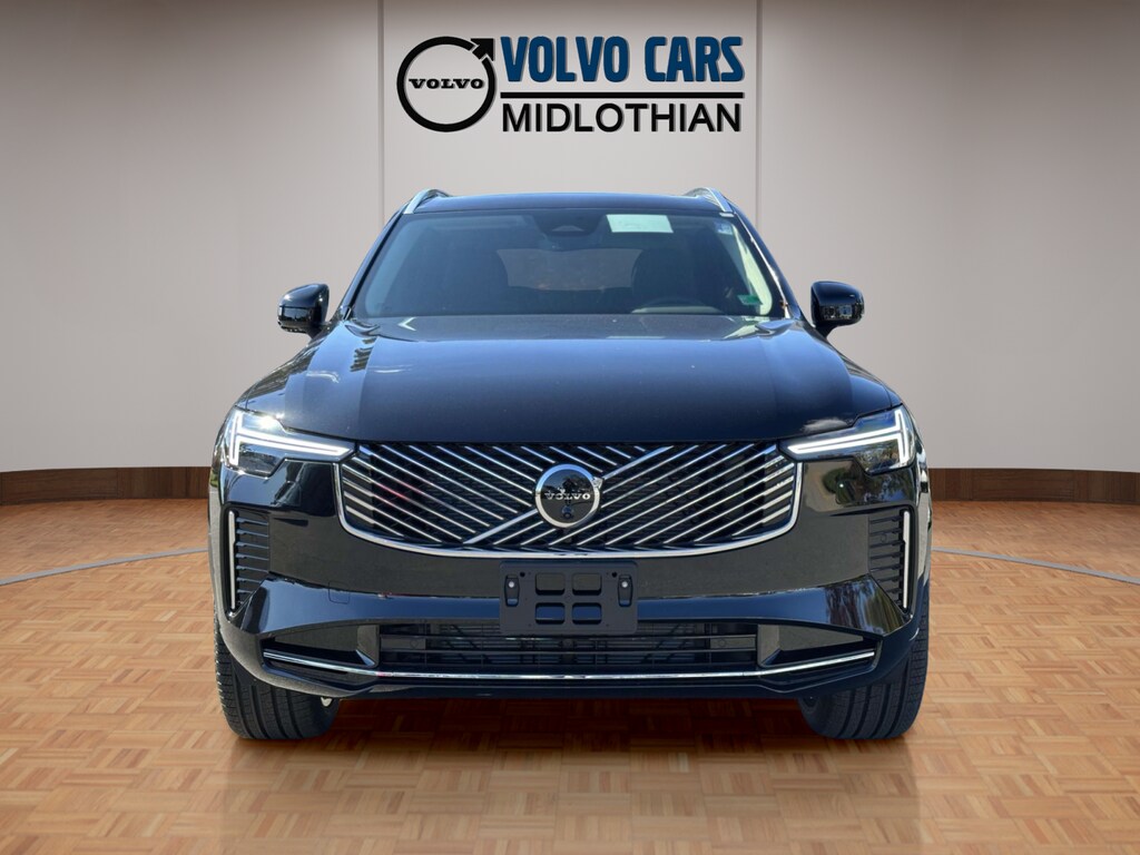 2026 Volvo XC90 Plus - Photo 8
