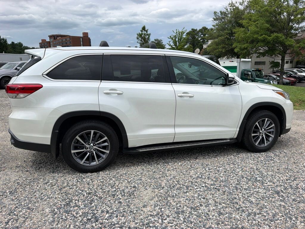 Used 2018 Toyota Highlander XLE SUV