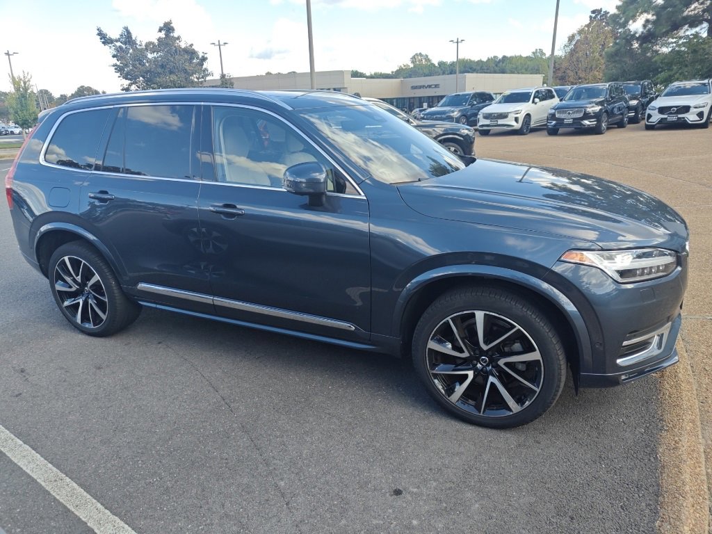 2023 Volvo XC90 Plus photo 3