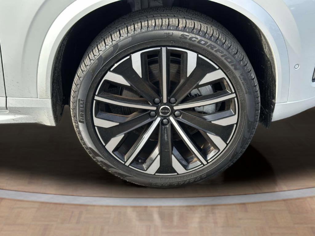 2025 Volvo XC90 Plus - Photo 26