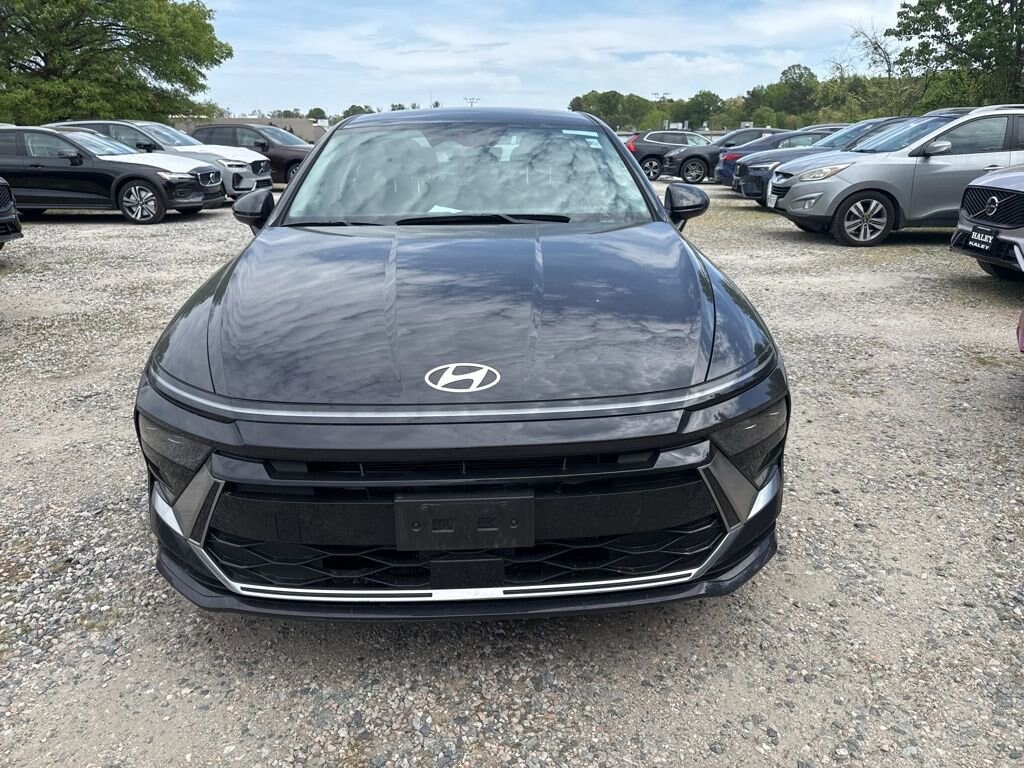 Used 2025 Hyundai Sonata SEL Sedan
