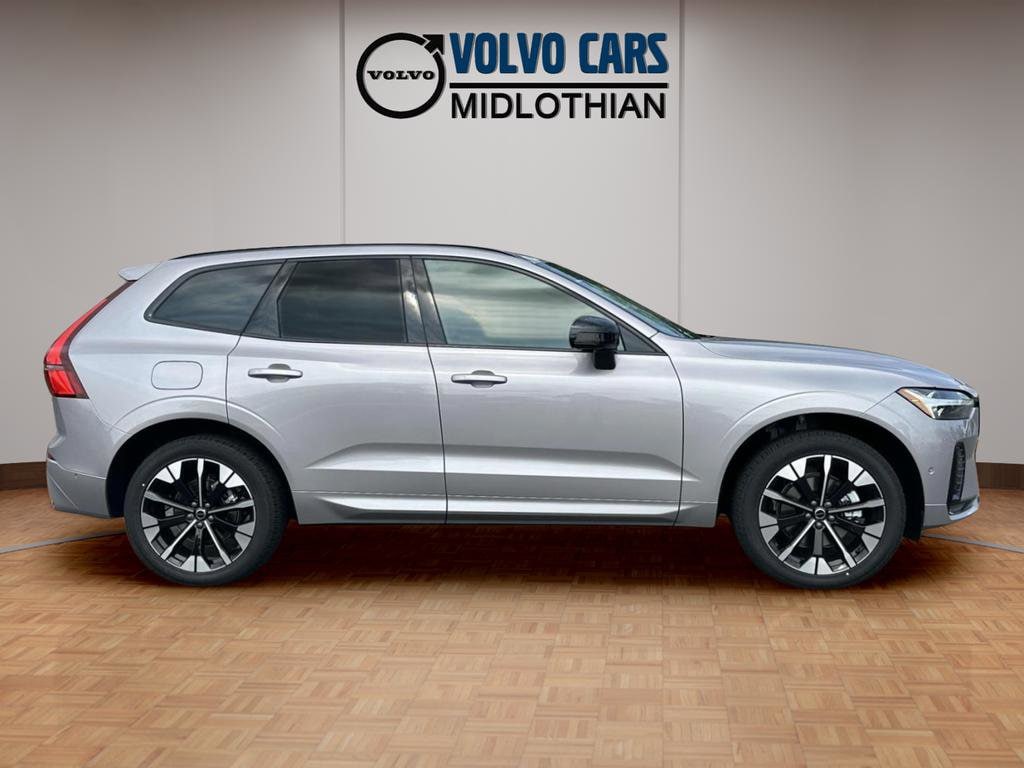 2026 Volvo XC60 Plus - Photo 19