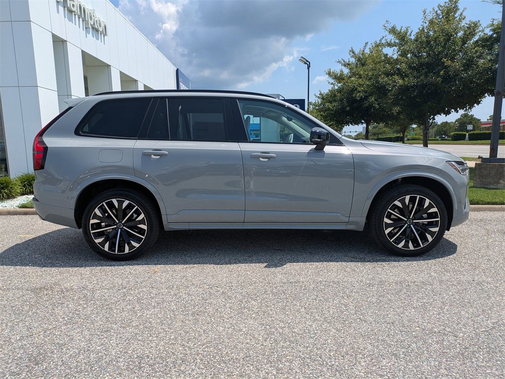 2026 Volvo XC90 photo 3
