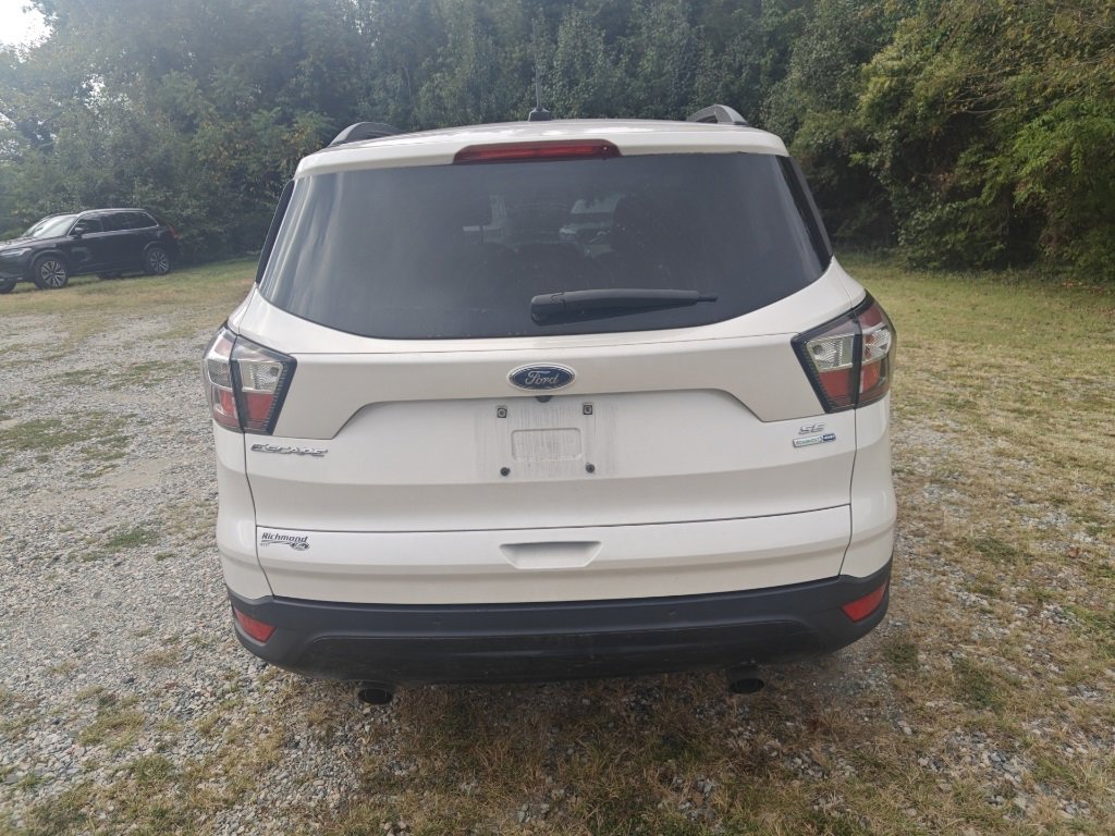2017 Ford Escape SE photo 4