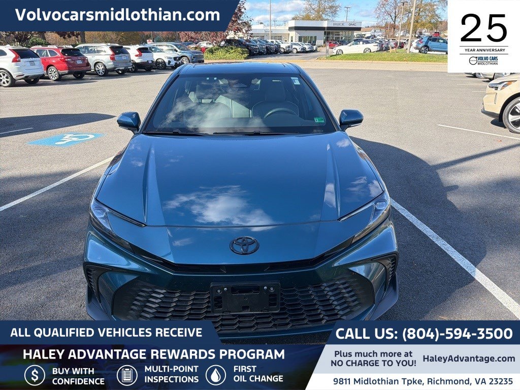 Used 2025 Toyota Camry SE Sedan