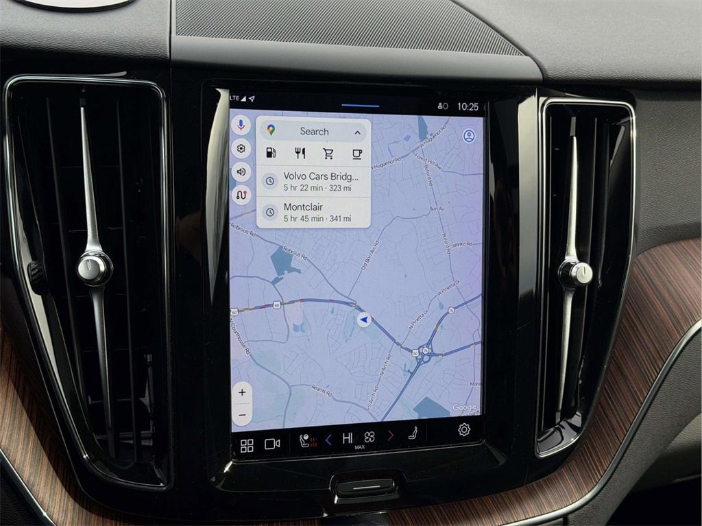 Used 2023 Volvo XC60 B5 Plus Bright Theme SUV