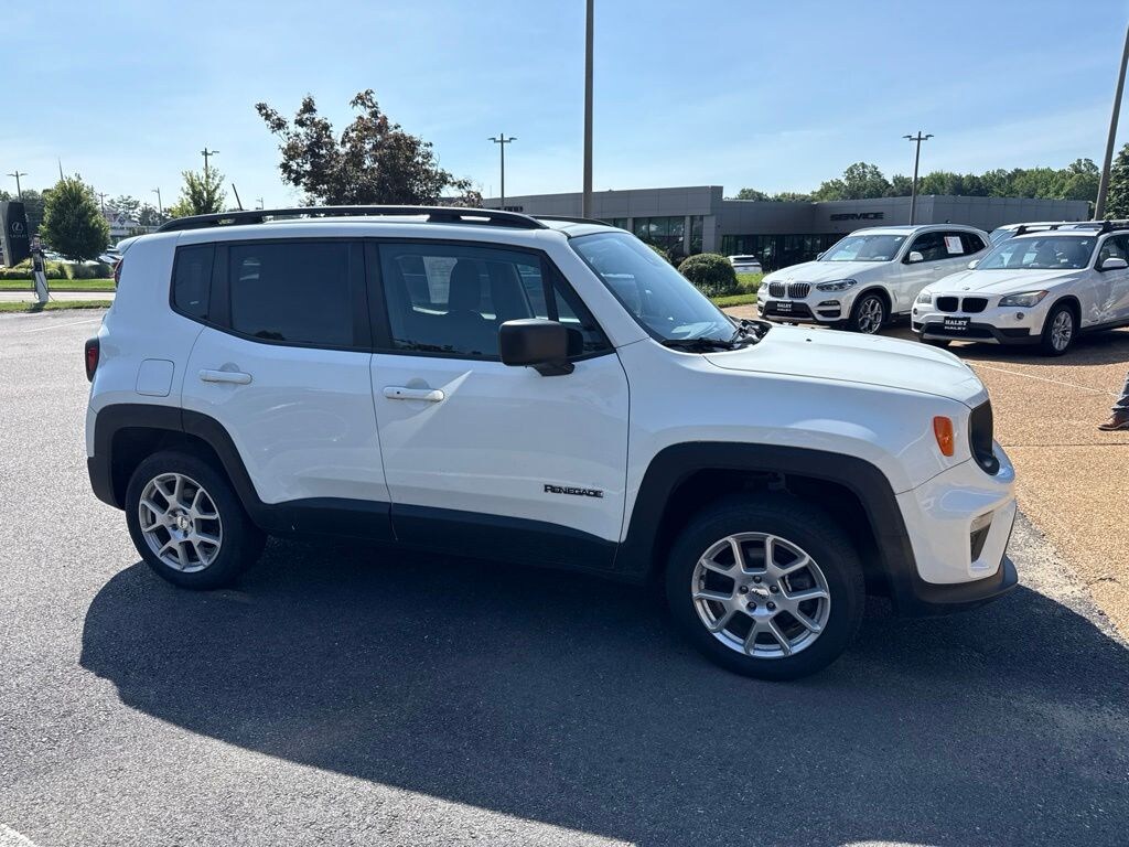 Used 2022 Jeep Renegade Latitude SUV
