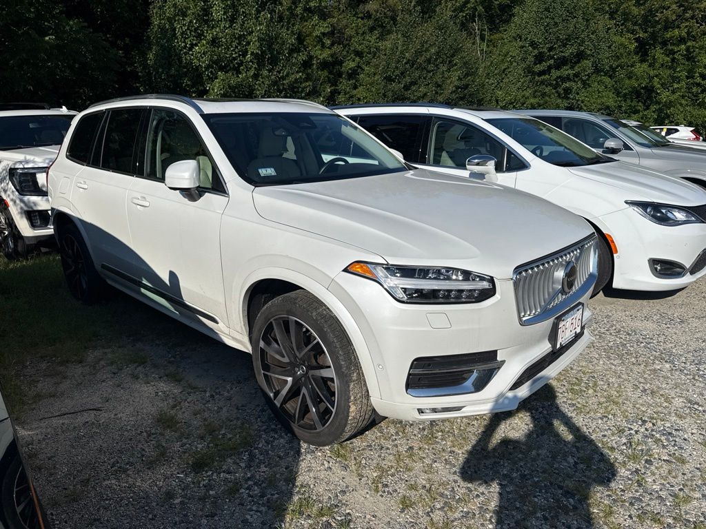2023 Volvo XC90