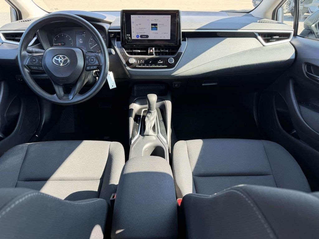 Used 2025 Toyota Corolla LE Sedan