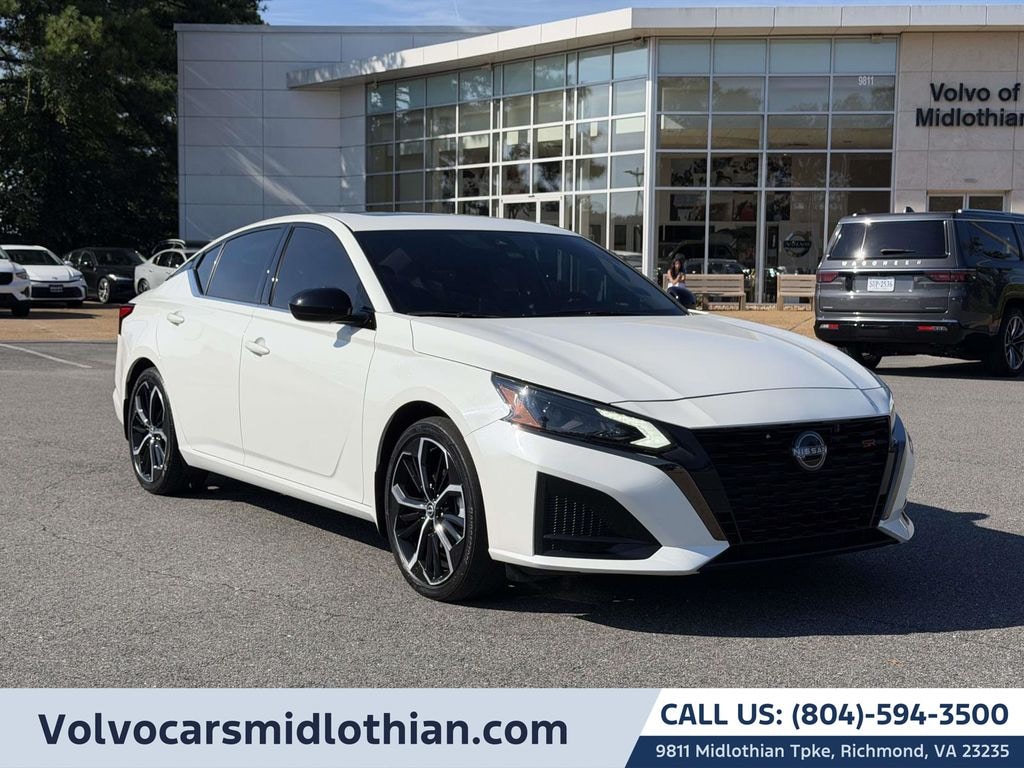 Used 2024 Nissan Altima 2.5 SR Sedan
