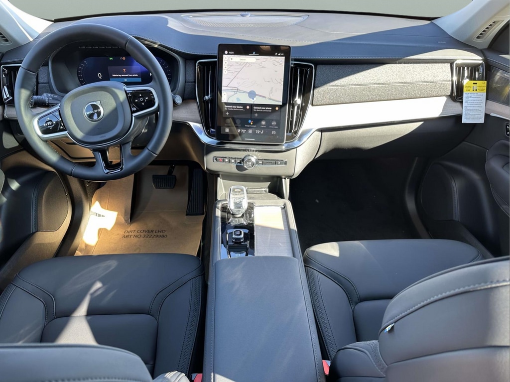 2026 Volvo XC90 Plus - Photo 9