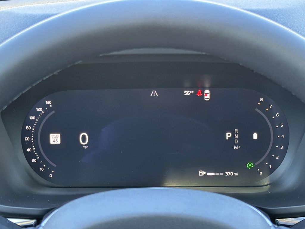 2026 Volvo XC60 Plus - Photo 10