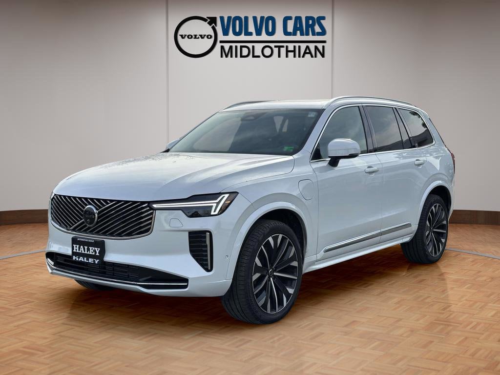 2025 Volvo XC90 Plus - Photo 24