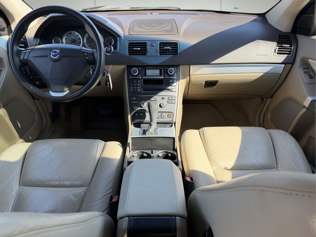 Used 2013 Volvo XC90 3.2 with VIN YV4952CZ4D1647741 for sale in Richmond, VA