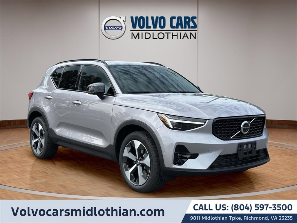 New 2026 Volvo XC40 B5 Plus SUV