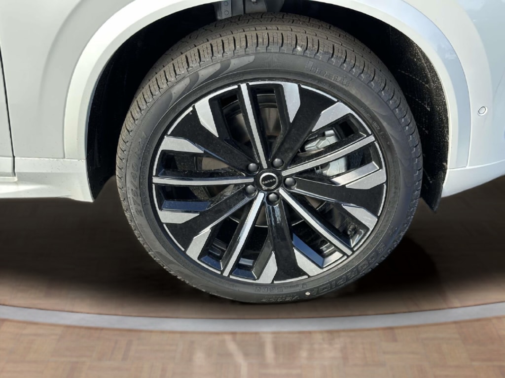 2026 Volvo XC90 Ultra - Photo 26