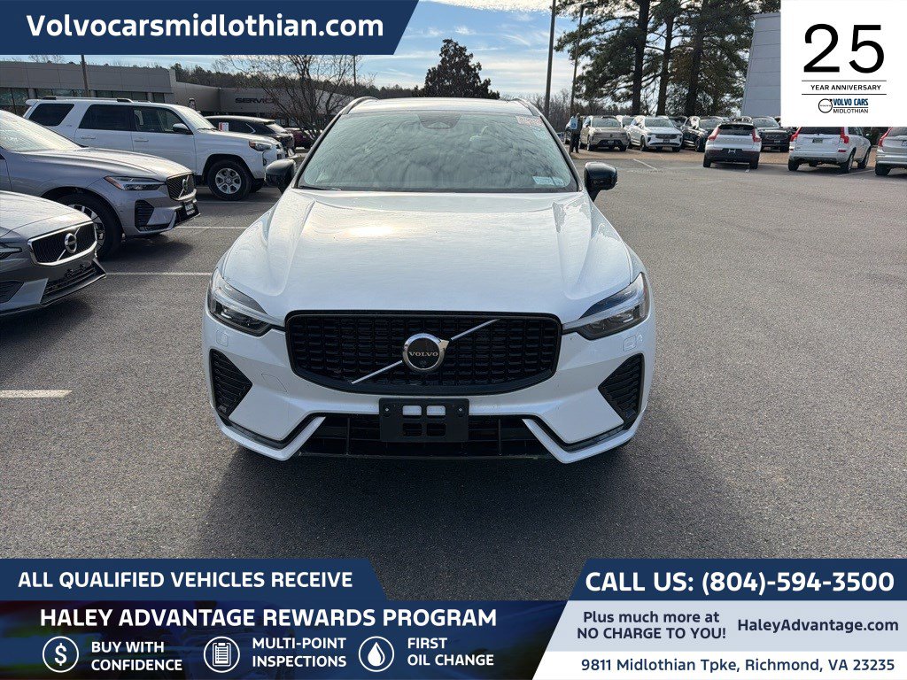 2025 Volvo XC60 Plus's photo