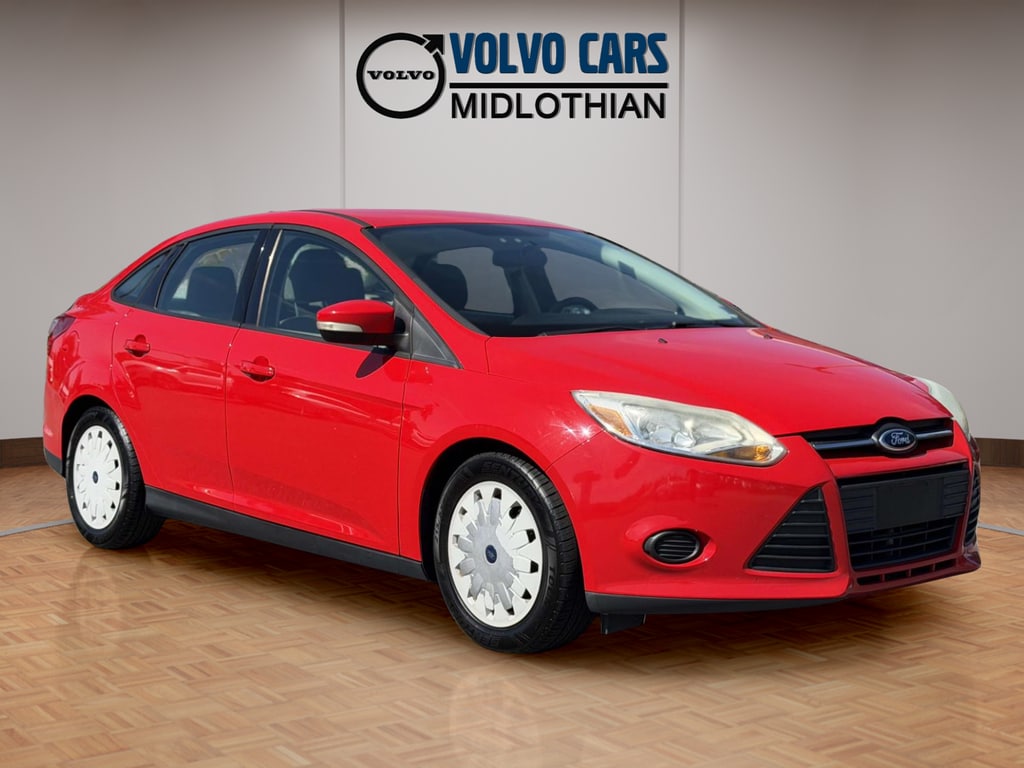 2014 Ford Focus Sedan SE's photo