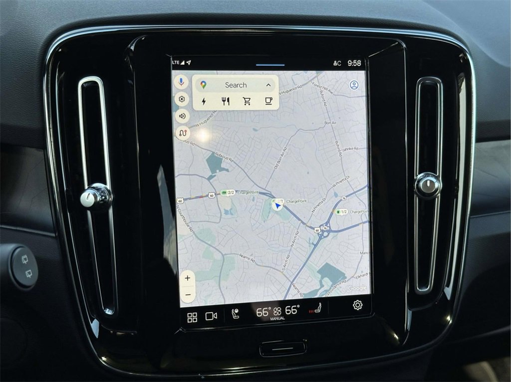 2023 Volvo XC40 Recharge Ultimate photo 3