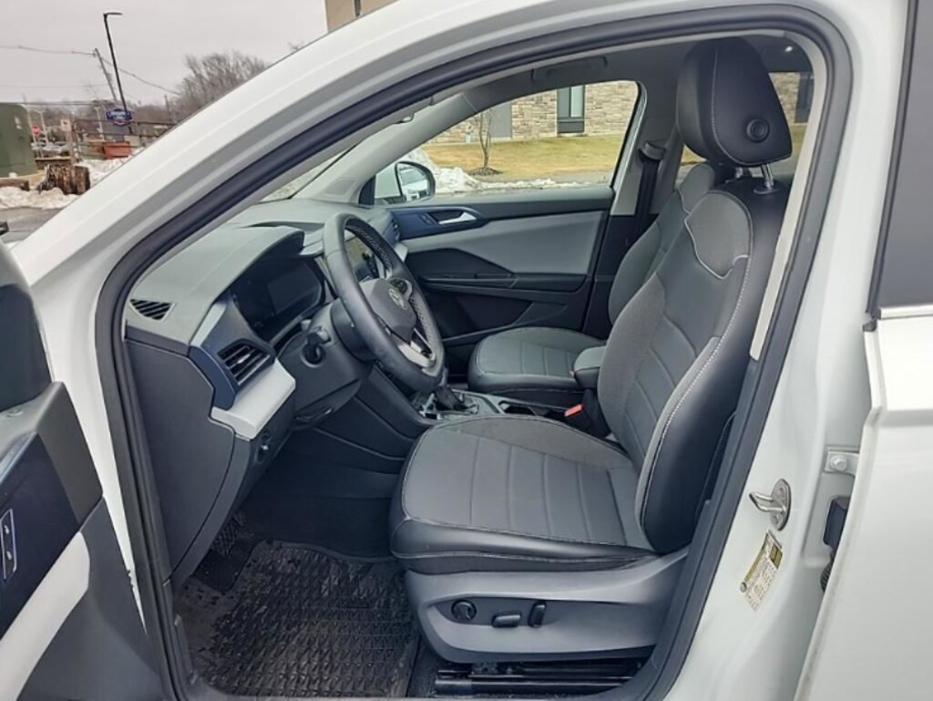Used 2023 Volkswagen Taos 1.5T SE SUV