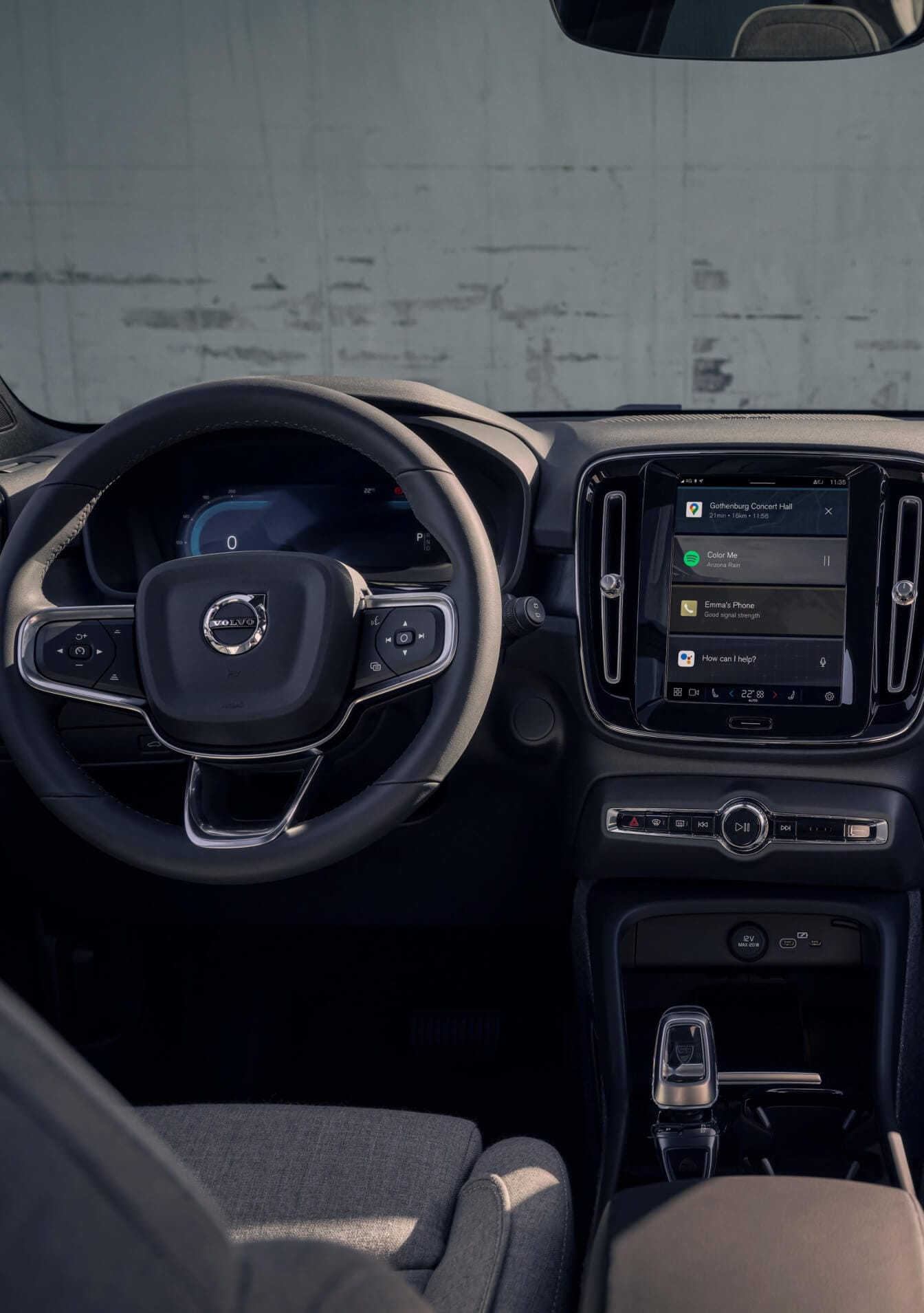 2024 Audi Q4 e-tron vs. Volvo XC40 Recharge Comparison: Interior