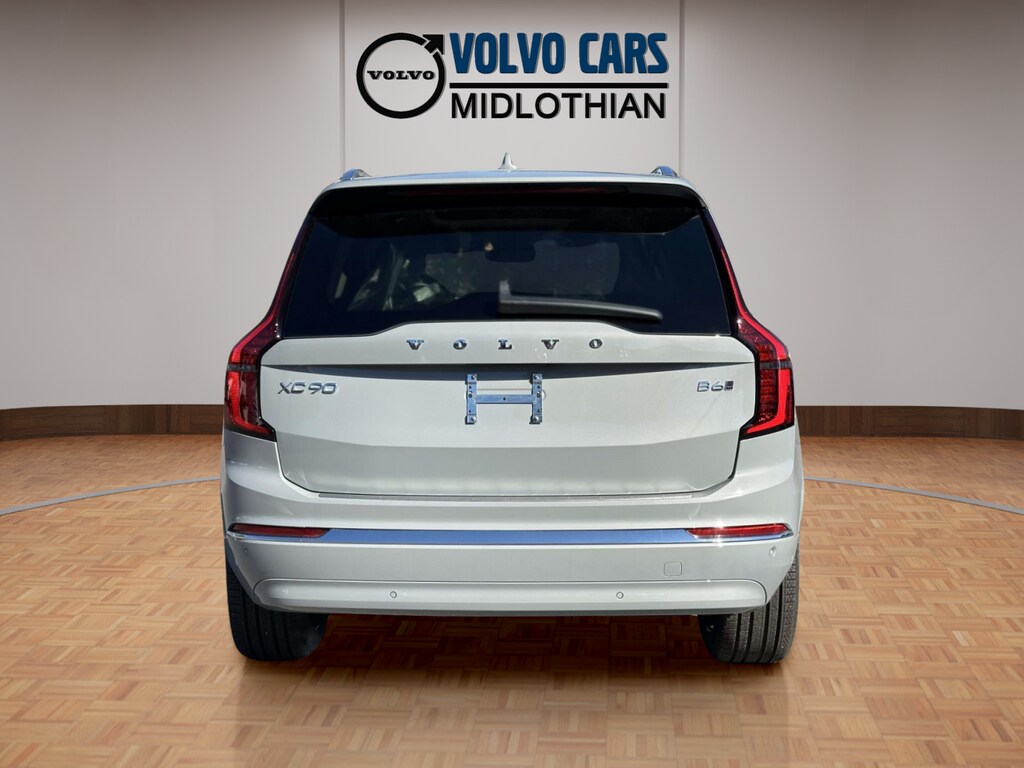 2026 Volvo XC90 Plus - Photo 21