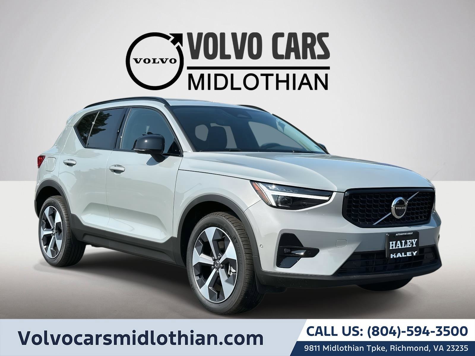 2026 Volvo XC40 B5 Plus