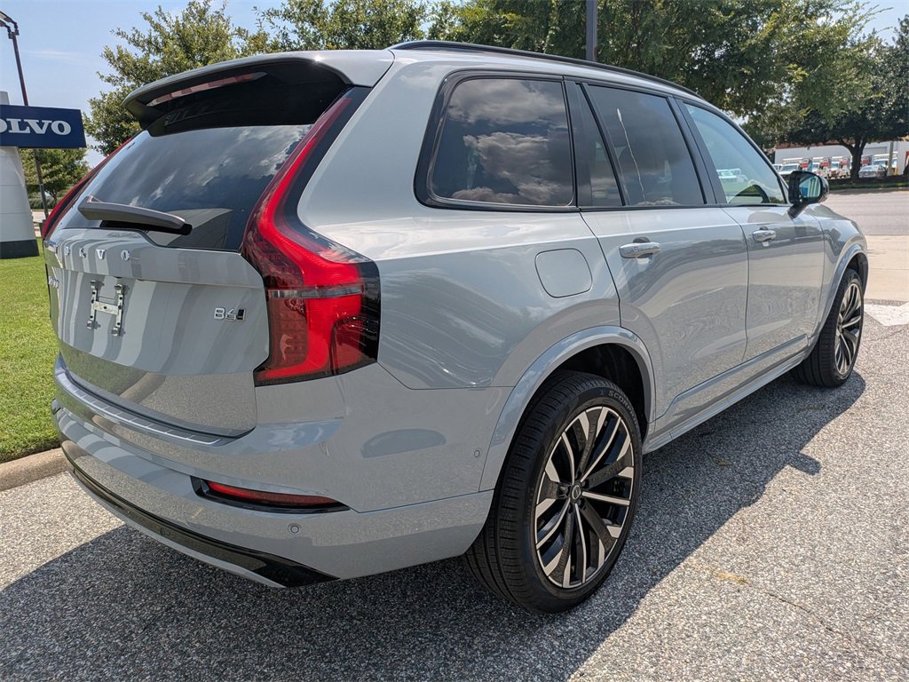2026 Volvo XC90 photo 4