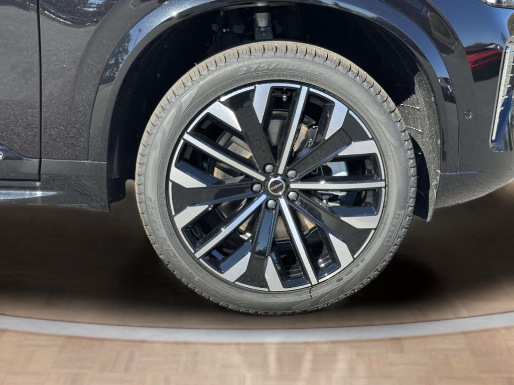 2026 Volvo XC90 Plus - Photo 26