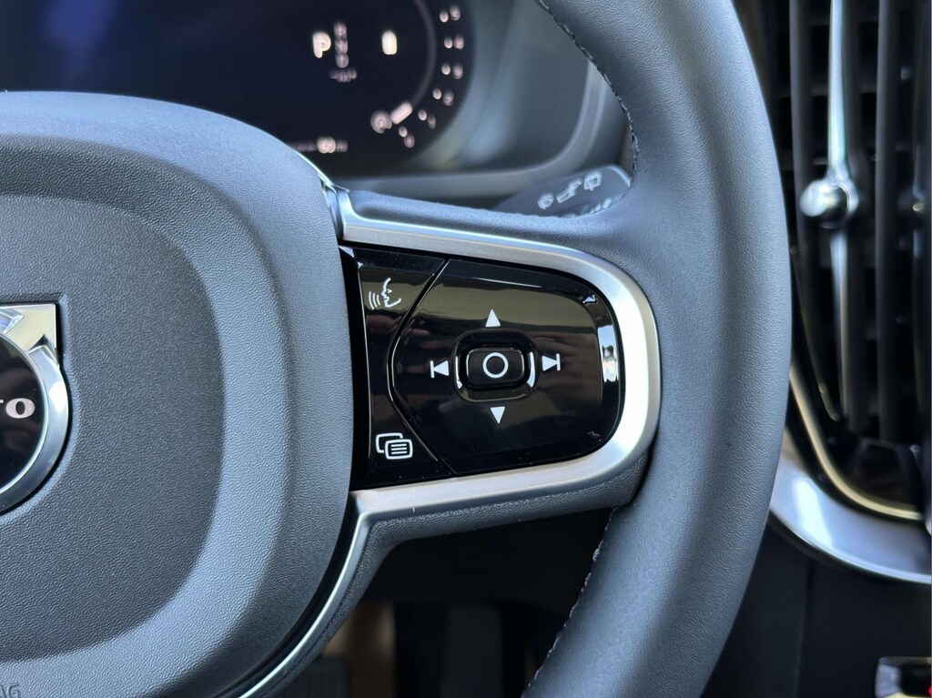 2026 Volvo XC90 Plus - Photo 14