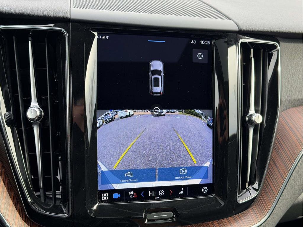 Used 2023 Volvo XC60 B5 Plus Bright Theme SUV