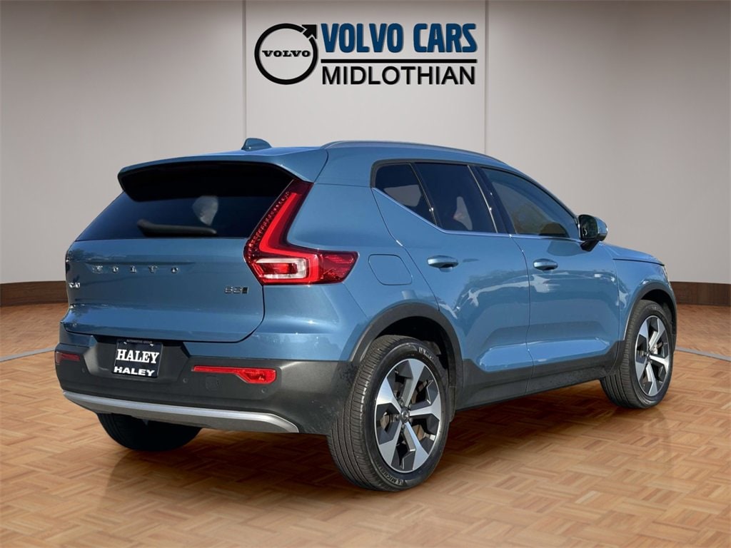 Used 2023 Volvo XC40 B5 Plus Bright Theme SUV