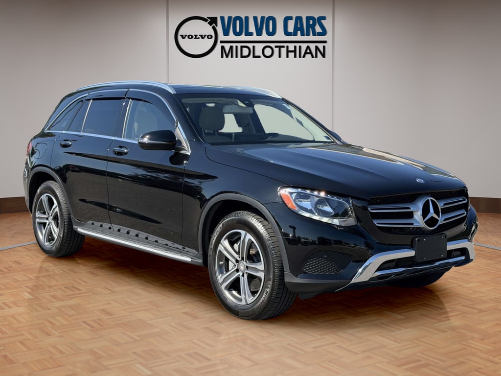 2016 Mercedes-Benz GLC GLC300's photo