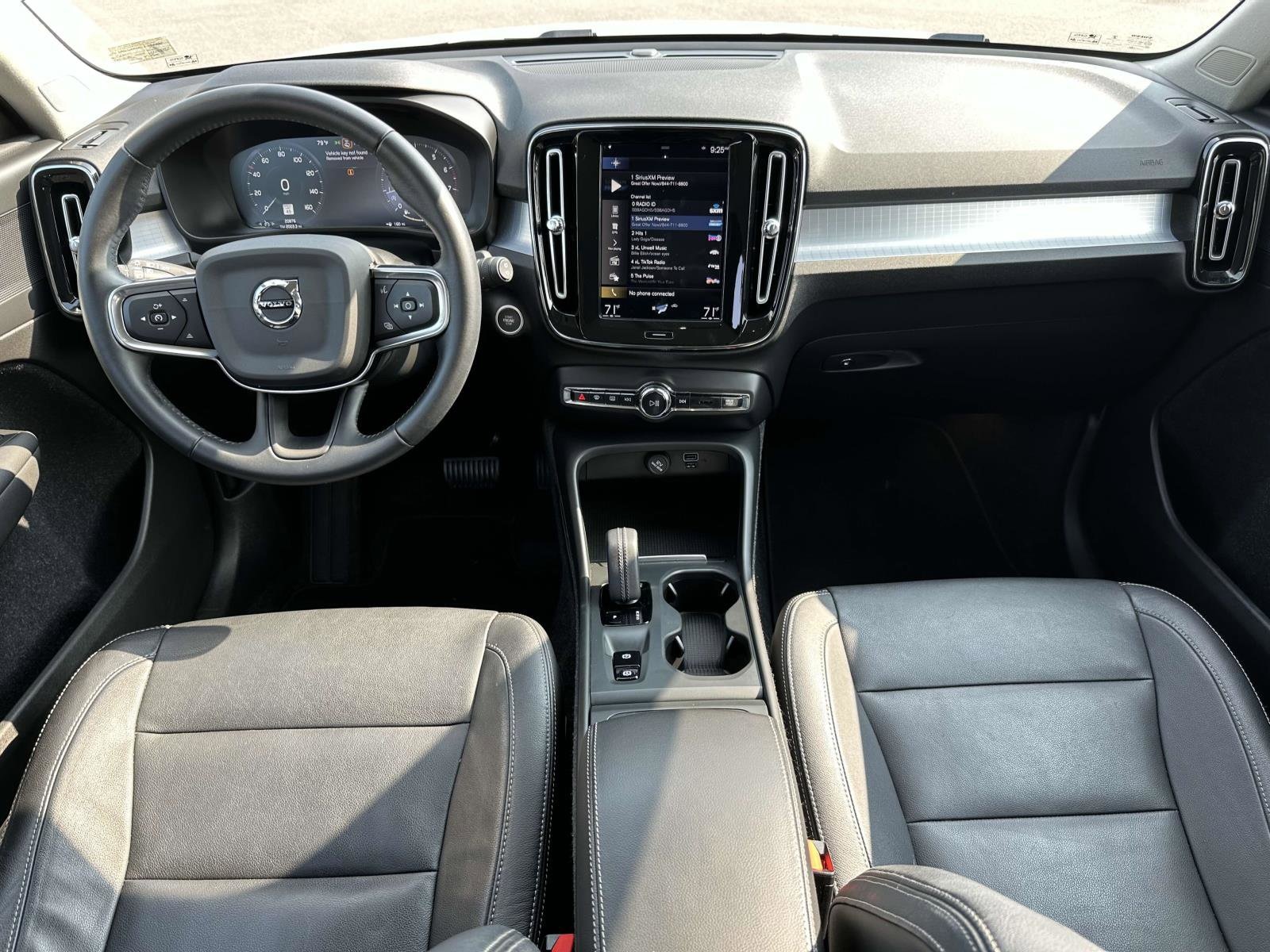 Used 2021 Volvo XC40 Momentum with VIN YV4AC2HK1M2394032 for sale in Midlothian, VA