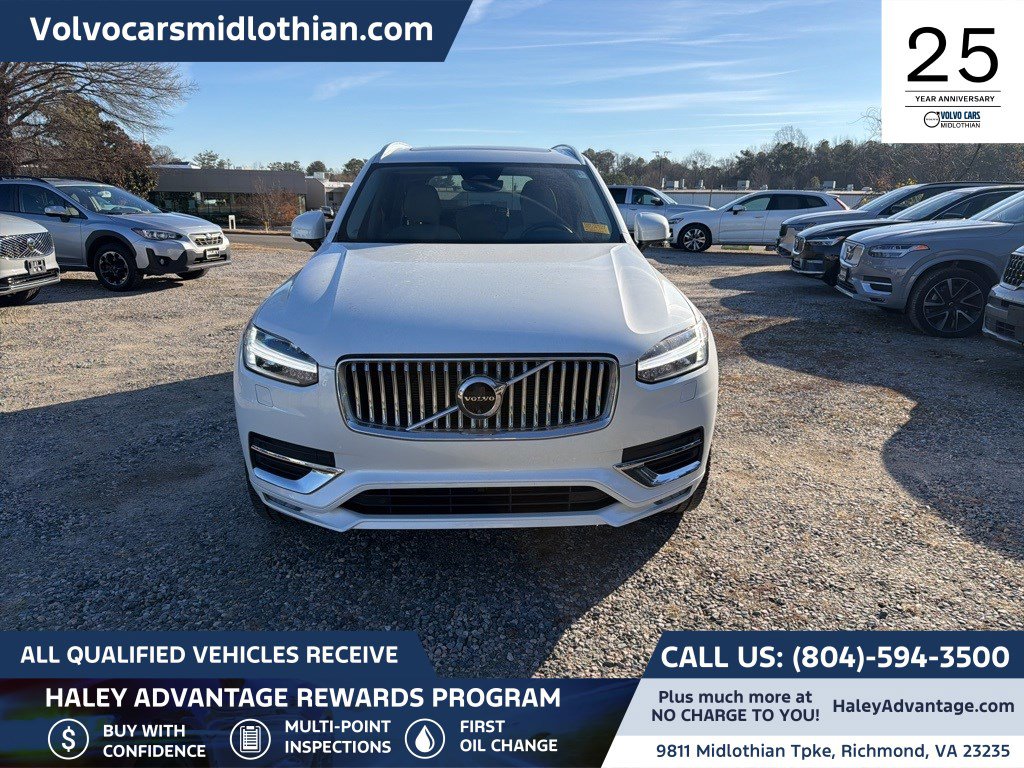 2024 Volvo XC90 Plus's photo