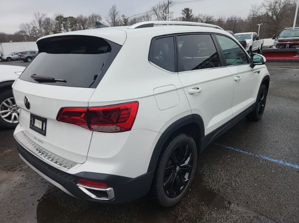 Used 2023 Volkswagen Taos 1.5T SE SUV