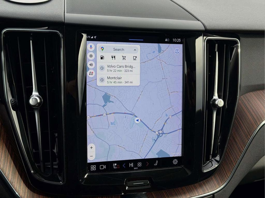 Used 2023 Volvo XC60 B5 Plus Bright Theme SUV